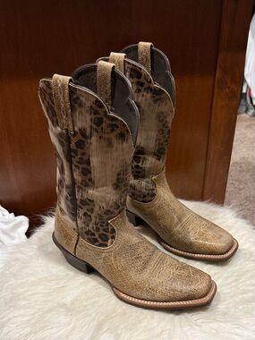 Ariat Brown Leopard-Print Western Moto Boots